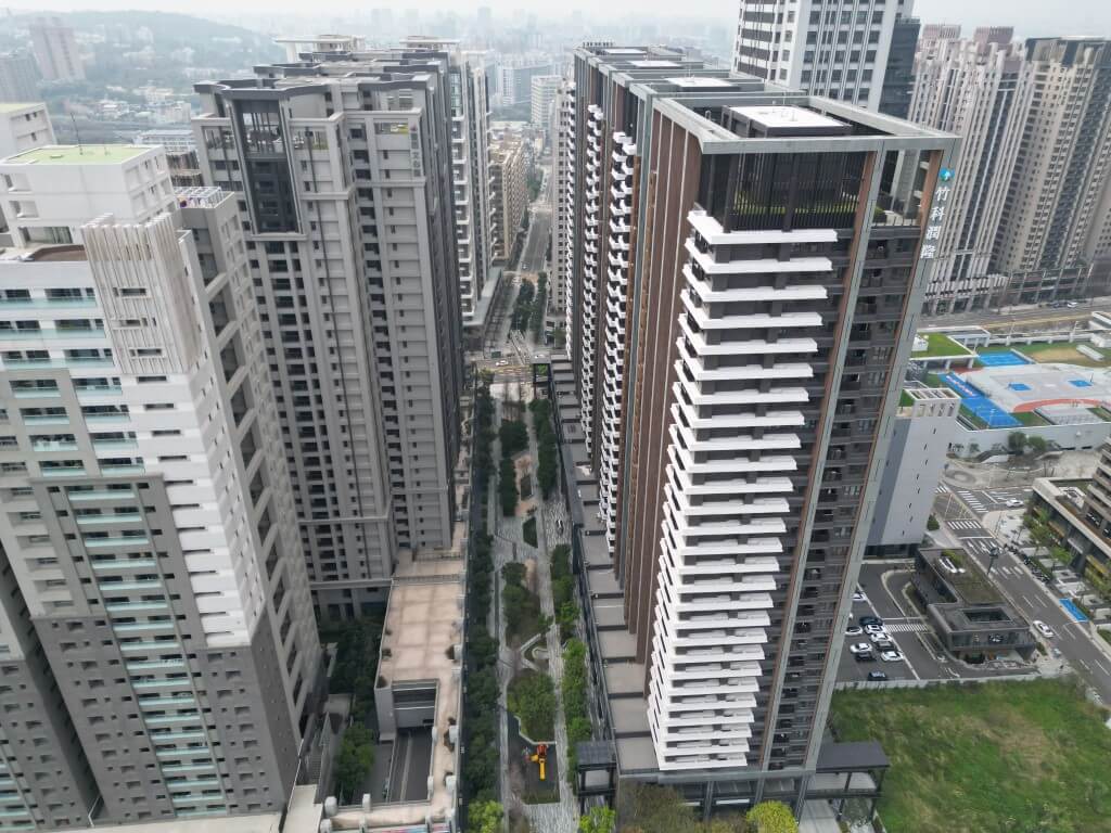關埔重劃區-【豐邑文心匯】社區格局房價介紹 7 豐邑文心匯、關鋪重劃區、關埔買房、台慶小哲、新竹房仲推薦、關埔換屋 、新竹首購、關埔綠園道、文心匯格局、文心匯價格、文心匯評價